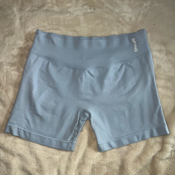 DFYNE baby blue shorts Size M - Picture 1 of 4